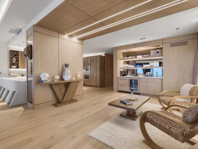 4-bedroom condo for rent in Miami - 700 NE 24th St PH-5902 - MondialRealty