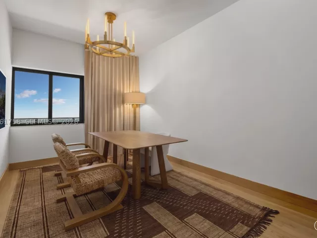 4-bedroom condo for rent in Miami - 700 NE 24th St PH-5902 - MondialRealty