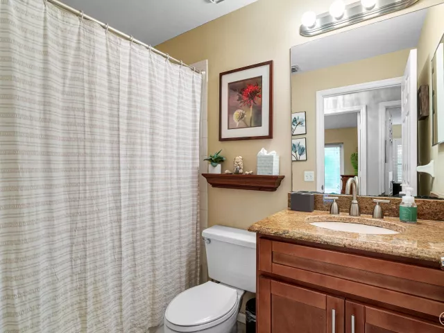 3-bedroom home for rent in Delray Beach - 3703 S LANCEWOOD Place - MondialRealty