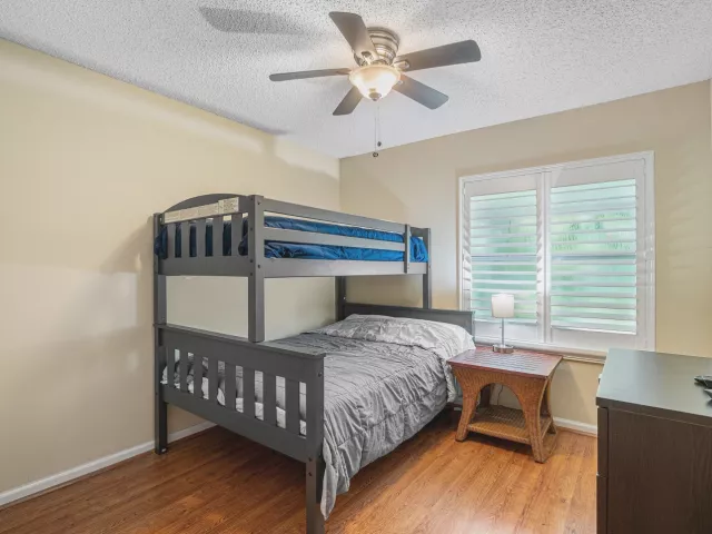 3-bedroom home for rent in Delray Beach - 3703 S LANCEWOOD Place - MondialRealty