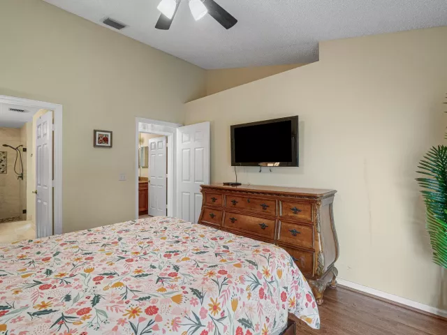 3-bedroom home for rent in Delray Beach - 3703 S LANCEWOOD Place - MondialRealty