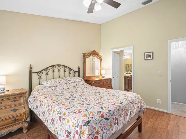 3-bedroom home for rent in Delray Beach - 3703 S LANCEWOOD Place - MondialRealty
