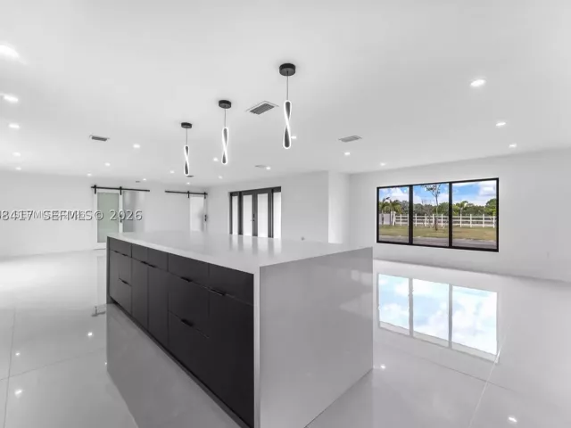 4-bedroom home for sale in Homestead - 29855 SW 208th Ave - MondialRealty