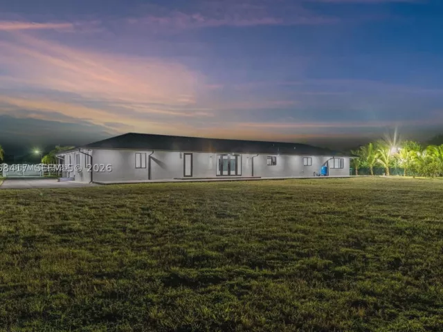 4-bedroom home for sale in Homestead - 29855 SW 208th Ave - MondialRealty