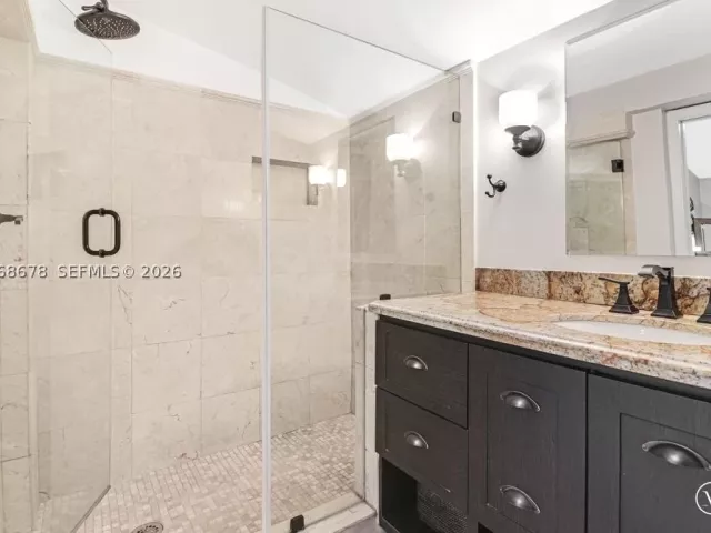 4-bedroom home for rent in Miami - 111 SW 29th Rd - MondialRealty