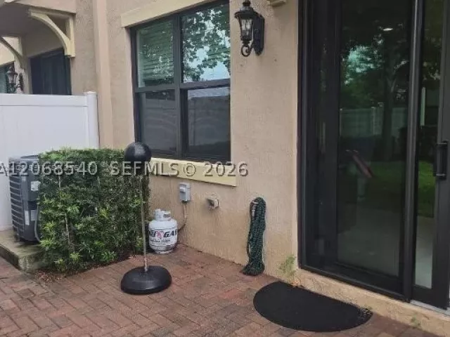 3-bedroom home for rent in Boca Raton - 10111 Akenside Dr 0 - MondialRealty