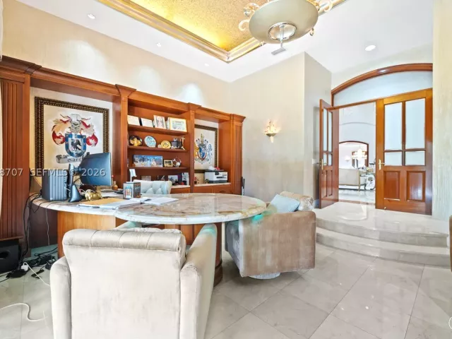 7-bedroom home for sale in Coral Gables - 7701 Old Cutler Rd - MondialRealty