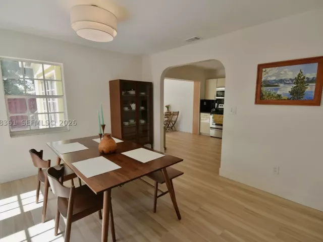3-bedroom home for sale in Miami - 11732 SW 119th Ter - MondialRealty