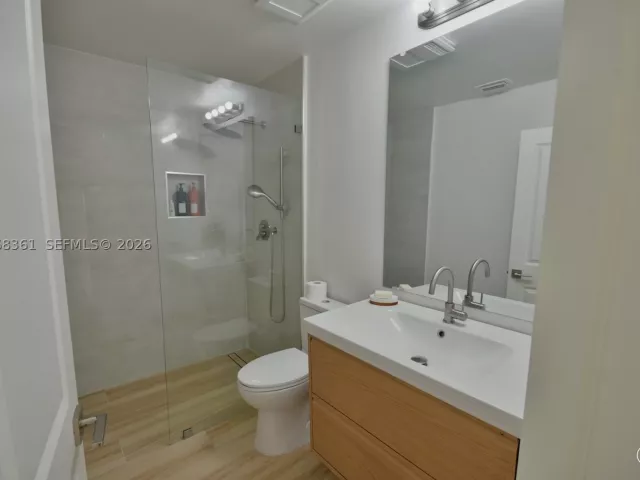 3-bedroom home for sale in Miami - 11732 SW 119th Ter - MondialRealty
