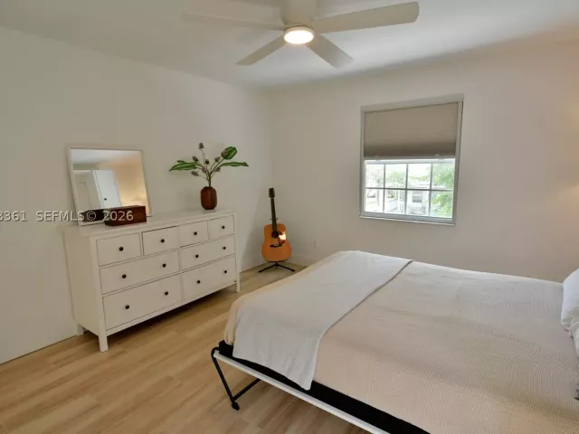 3-bedroom home for sale in Miami - 11732 SW 119th Ter - MondialRealty