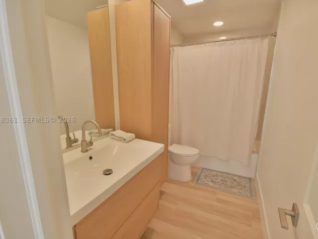 3-bedroom home for sale in Miami - 11732 SW 119th Ter - MondialRealty