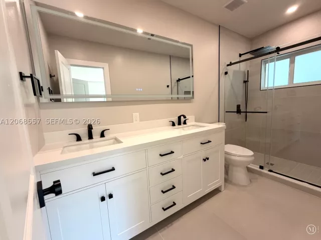 3-bedroom home for sale in Miami - 2830 SW 63rd Ave - MondialRealty