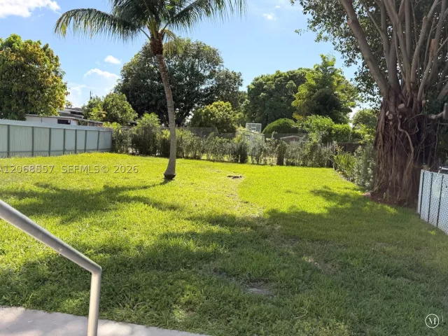 3-bedroom home for sale in Miami - 2830 SW 63rd Ave - MondialRealty