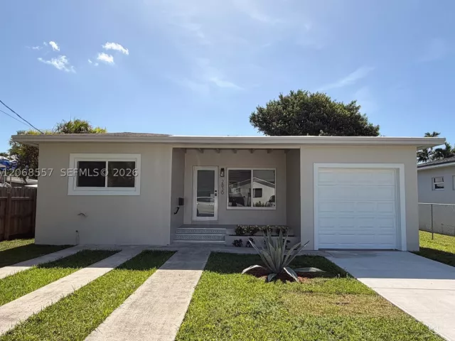 3-bedroom home for sale in Miami - 2830 SW 63rd Ave - MondialRealty