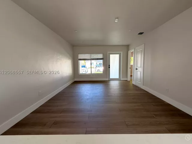 3-bedroom home for sale in Miami - 2830 SW 63rd Ave - MondialRealty