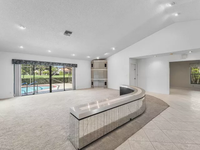 3-bedroom home for sale in Boca Raton - 10775 Boca Woods Lane - MondialRealty