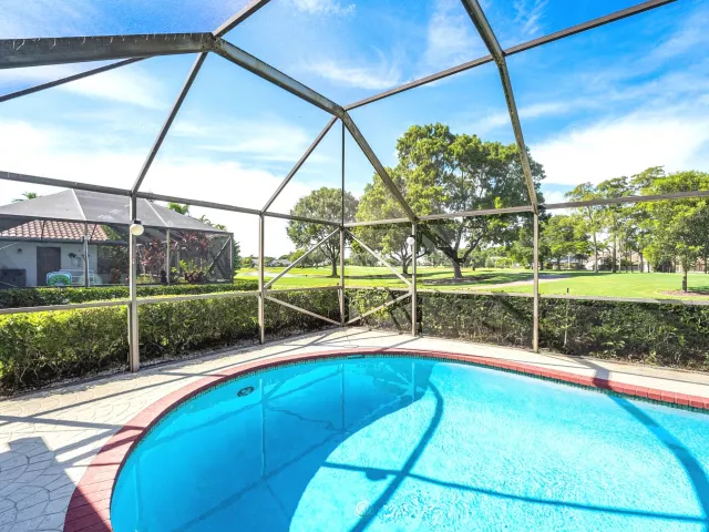 3-bedroom home for sale in Boca Raton - 10775 Boca Woods Lane - MondialRealty