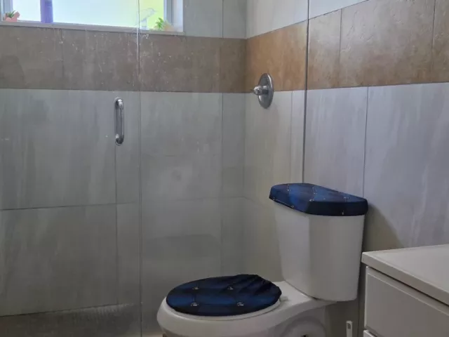 3-bedroom home for sale in Deerfield Beach - 601 W Sample Rd - MondialRealty