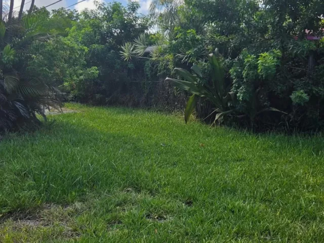 3-bedroom home for sale in Deerfield Beach - 601 W Sample Rd - MondialRealty