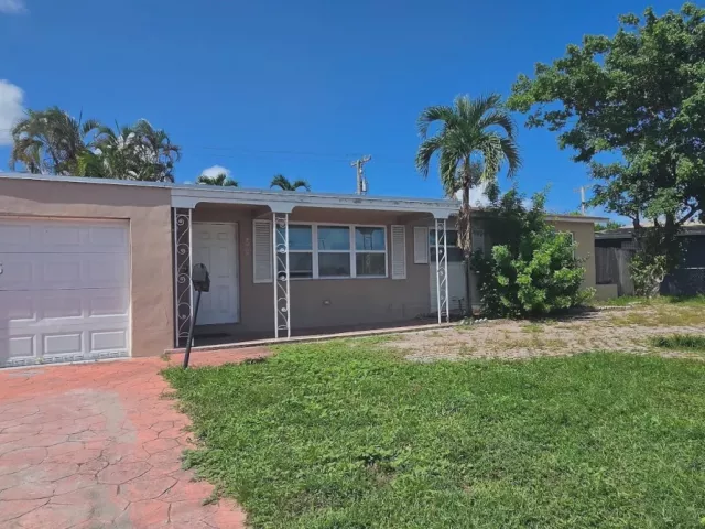 3-bedroom home for sale in Deerfield Beach - 601 W Sample Rd - MondialRealty