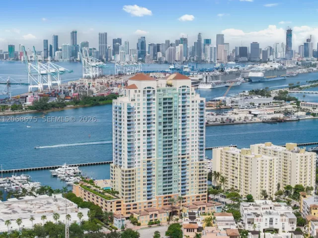 2-bedroom condo for sale in Miami Beach - 90 Alton Rd 1102 - MondialRealty