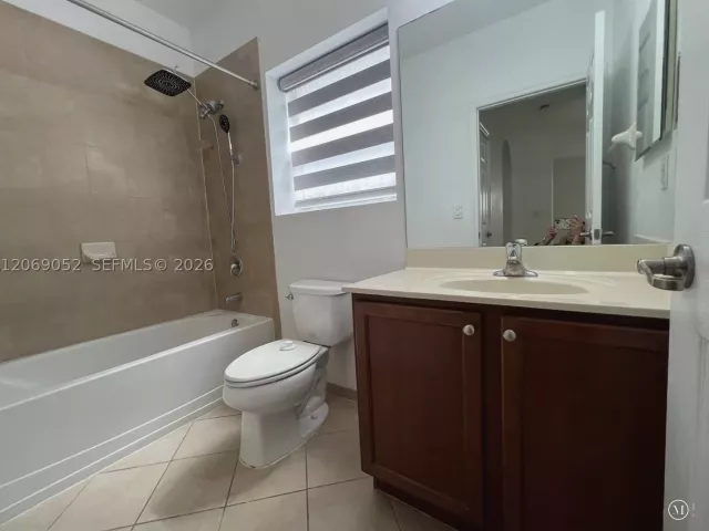 4-bedroom home for rent in Homestead - 2410 NE 4th St 2410 - MondialRealty