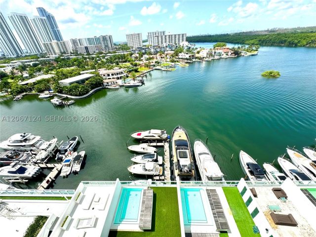 2-bedroom condo for sale in Sunny Isles Beach - 400 Sunny Isles Blvd 1221 - MondialRealty