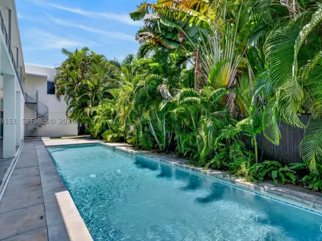 4-bedroom home for rent in Miami - 745 SW 22nd Rd - MondialRealty