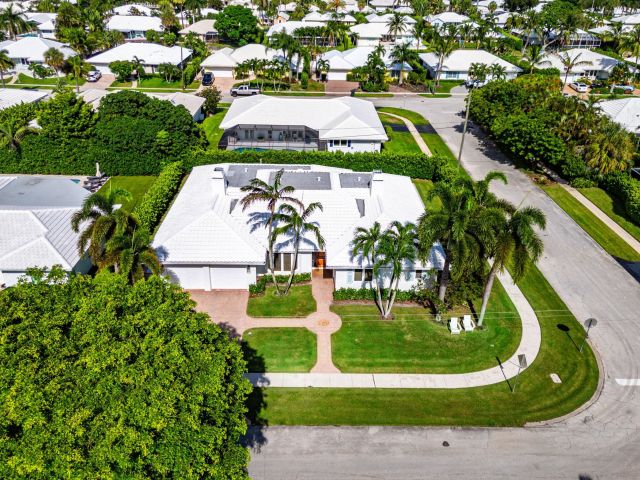 4-bedroom home for rent in Boca Raton - 1022 WALNUT Terrace - MondialRealty