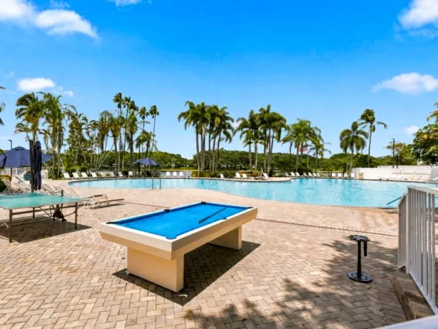 5-bedroom home for rent in Boca Raton - 10920 HAYDN Drive 0 - MondialRealty