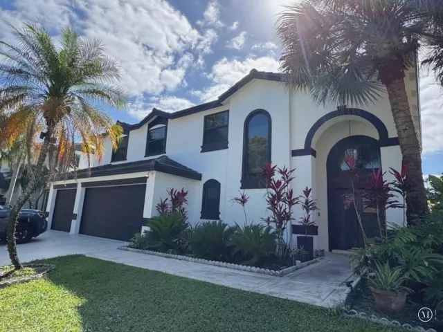 5-bedroom home for rent in Boca Raton - 10920 HAYDN Drive 0 - MondialRealty