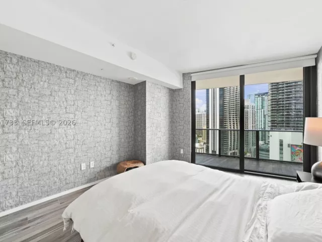 2-bedroom condo for sale in Miami - 801 S Miami Ave 2502 - MondialRealty