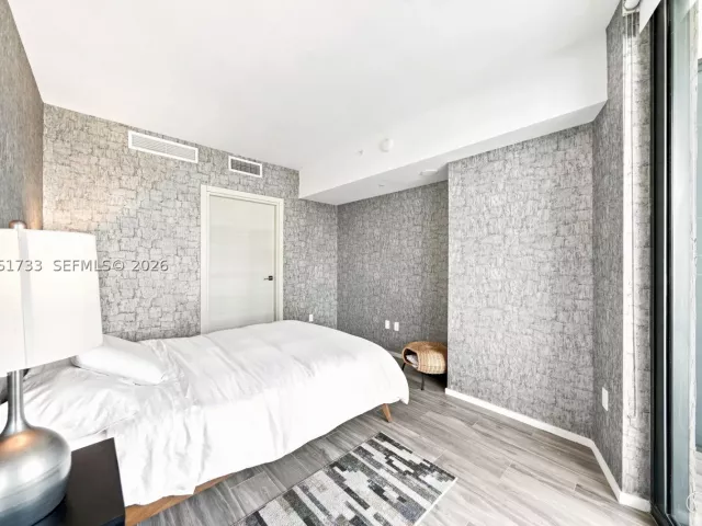 2-bedroom condo for sale in Miami - 801 S Miami Ave 2502 - MondialRealty