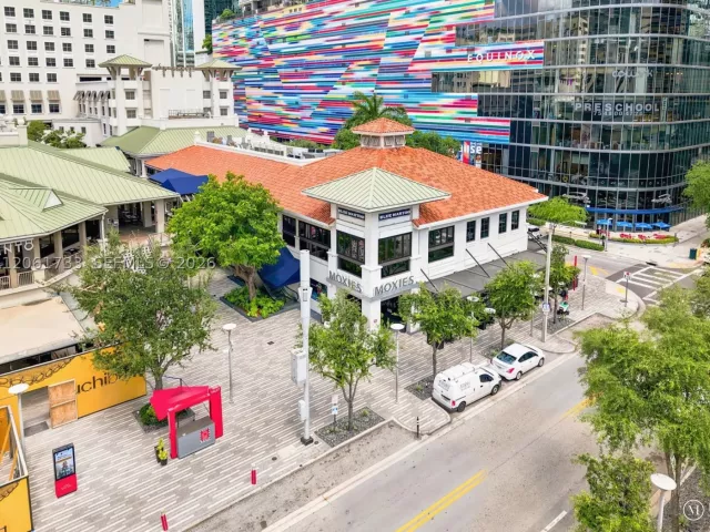 2-bedroom condo for sale in Miami - 801 S Miami Ave 2502 - MondialRealty