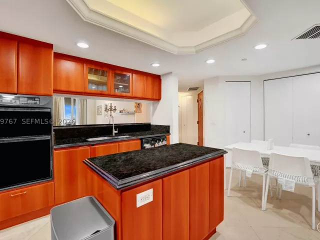 2-bedroom condo for sale in Surfside - 9595 N Collins Ave. 5NG - MondialRealty