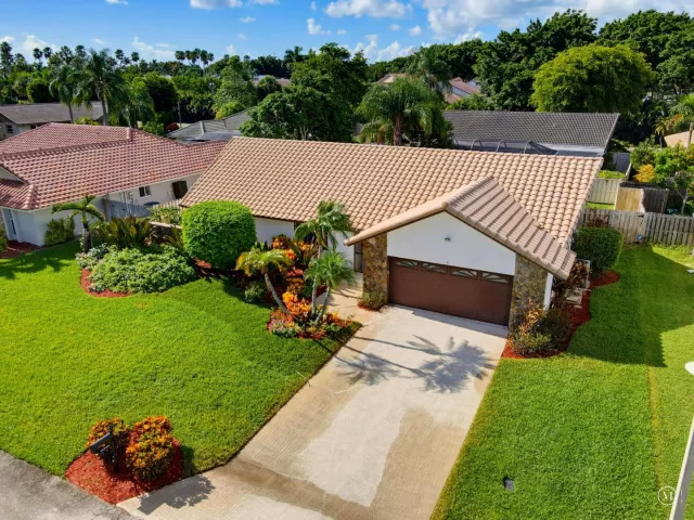 3-bedroom home for rent in Boca Raton - 6846 BIANCHINI Circle - MondialRealty