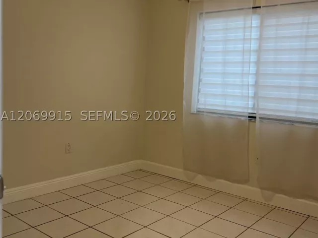 4-bedroom home for sale in Miami - 9940 SW 155th St - MondialRealty