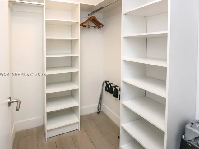 3-bedroom condo for rent in Hollywood - 4010 S Ocean Dr T4004 - MondialRealty