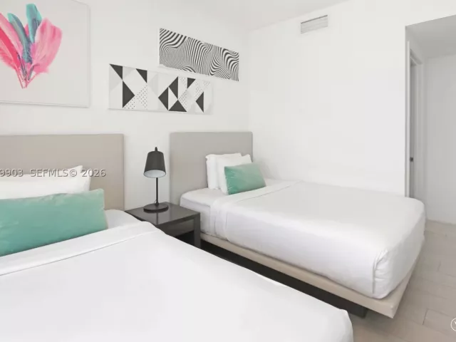 3-bedroom condo for rent in Hollywood - 4010 S Ocean Dr T4004 - MondialRealty