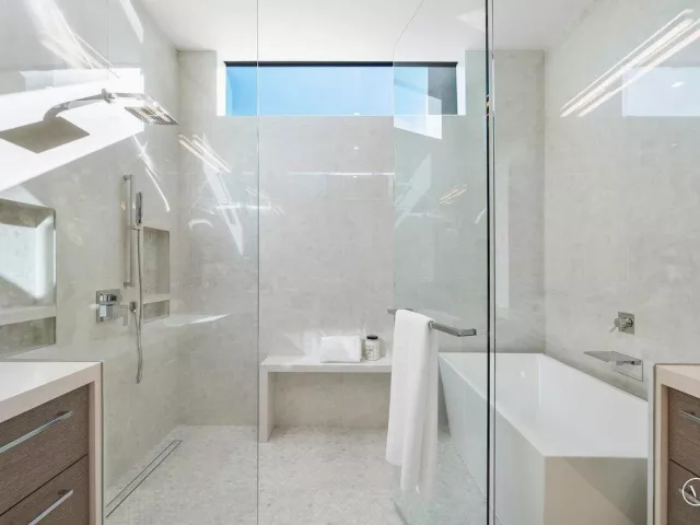 4-bedroom home for sale in Boca Raton - 130 NE Wavecrest Way - MondialRealty