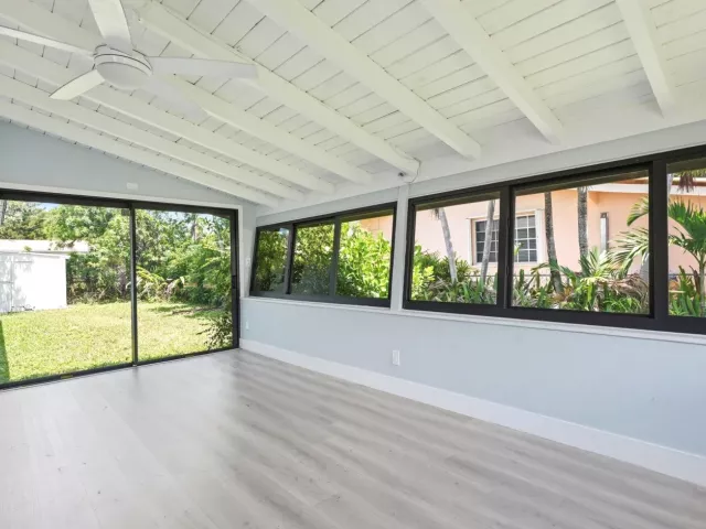 4-bedroom home for rent in Miami - 21341 NE 25th Court - MondialRealty