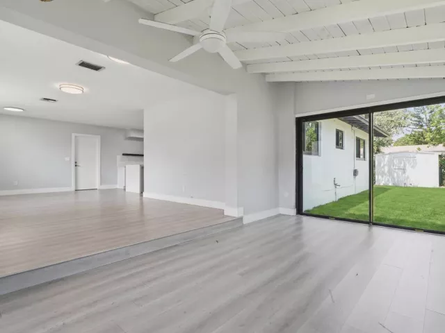 4-bedroom home for rent in Miami - 21341 NE 25th Court - MondialRealty