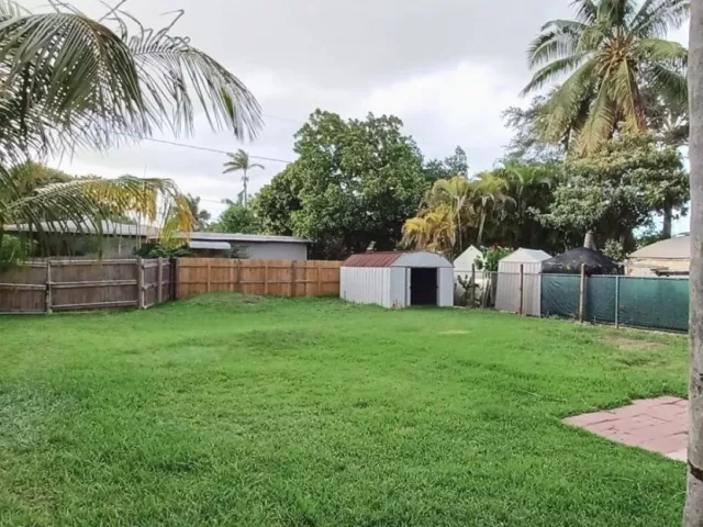 3-bedroom home for sale in Hollywood - 1931 Mayo St - MondialRealty