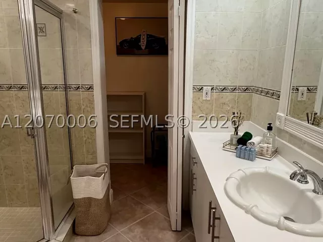 3-bedroom home for sale in Hollywood - 1931 Mayo St - MondialRealty
