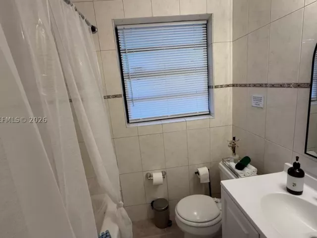 3-bedroom home for sale in Hollywood - 1931 Mayo St - MondialRealty