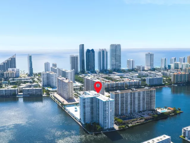 2-bedroom condo for sale in Sunny Isles Beach - 301 174th St 1216 - MondialRealty