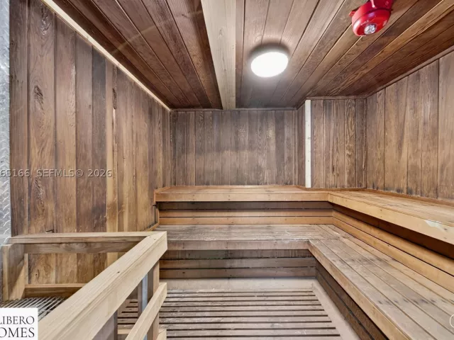 2-bedroom condo for sale in Sunny Isles Beach - 301 174th St 1216 - MondialRealty