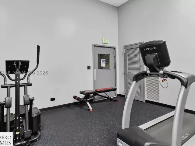 2-bedroom condo for sale in Sunny Isles Beach - 301 174th St 1216 - MondialRealty