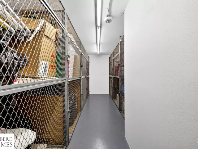 2-bedroom condo for sale in Sunny Isles Beach - 301 174th St 1216 - MondialRealty