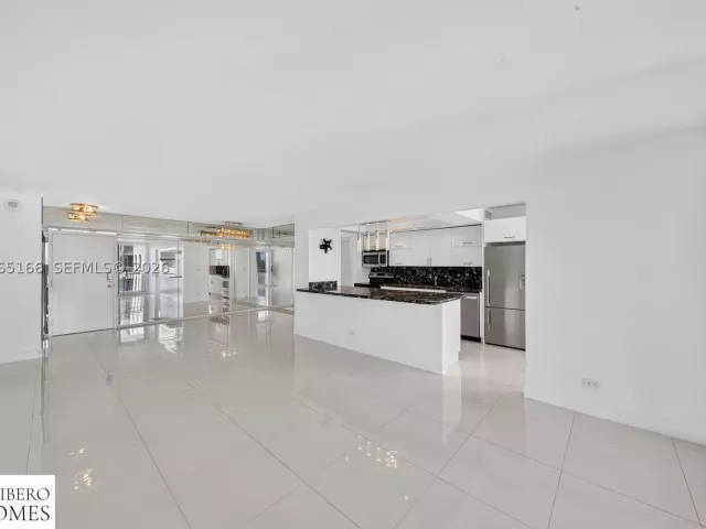 2-bedroom condo for sale in Sunny Isles Beach - 301 174th St 1216 - MondialRealty